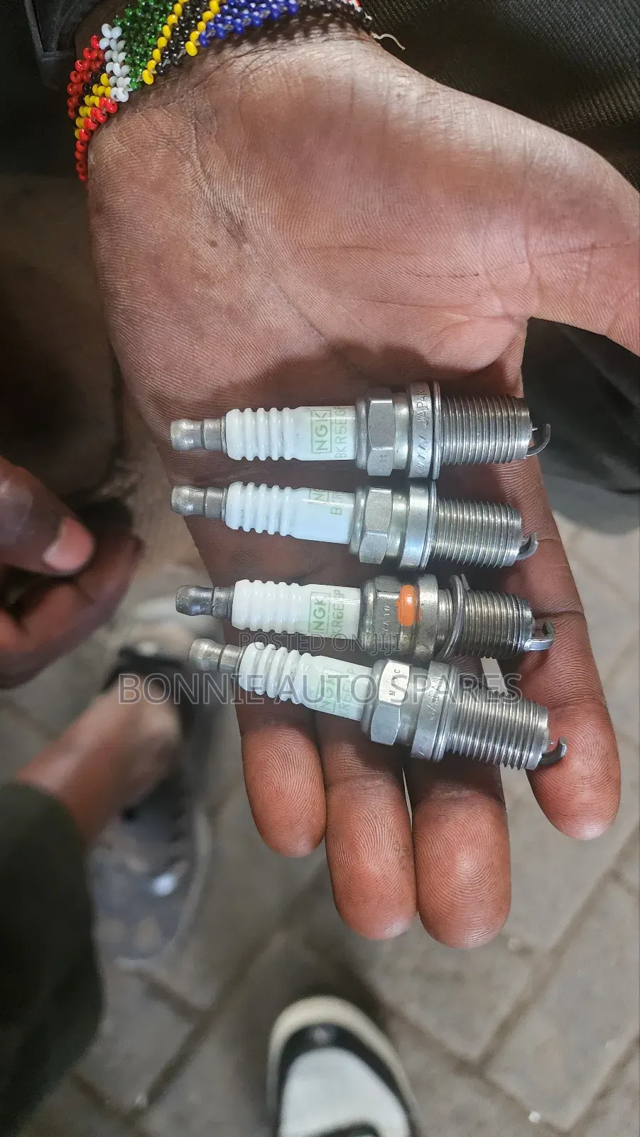 Engine Sparks Plugs