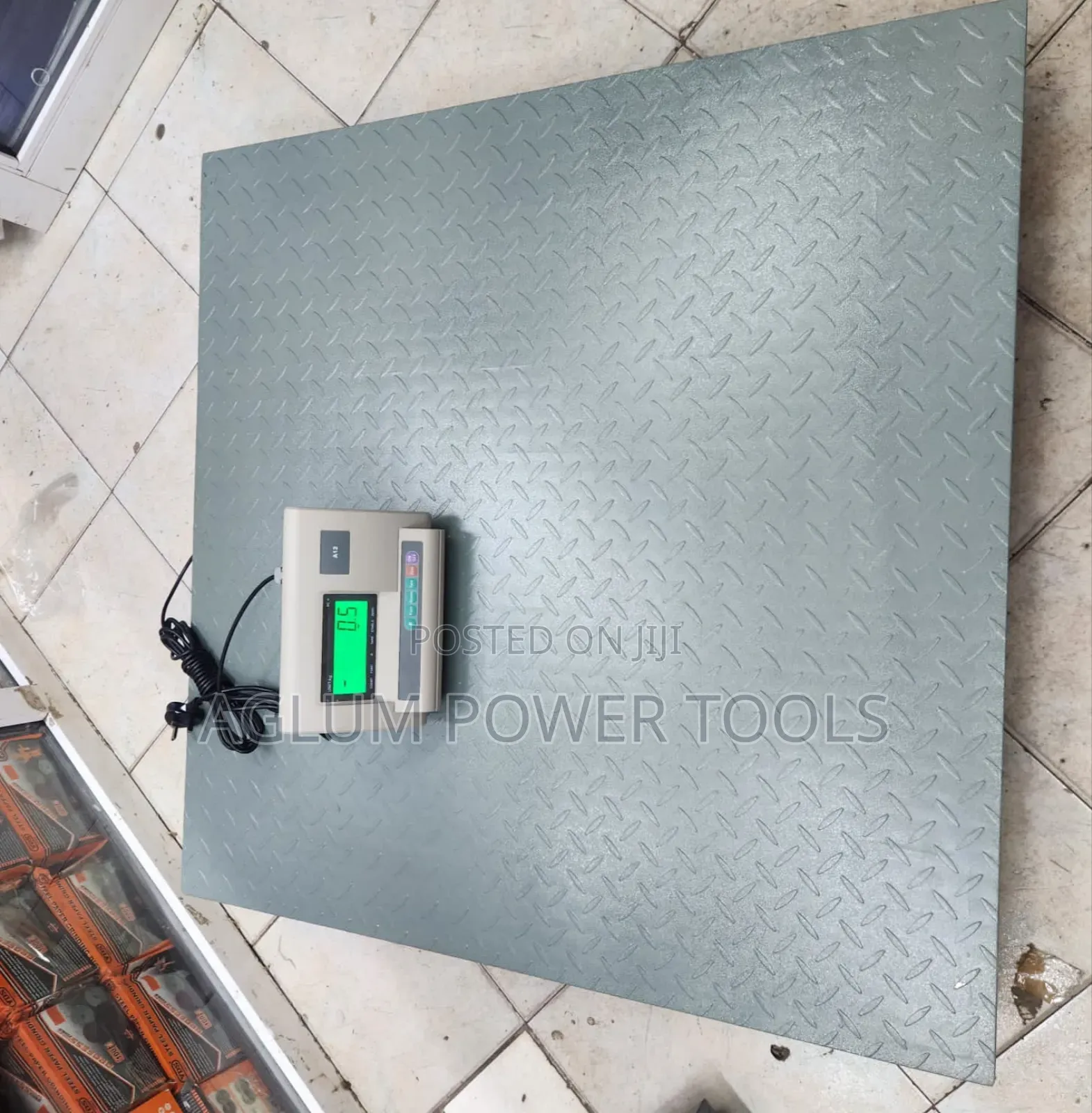 One Tone Platform 1.2m × 1.2m