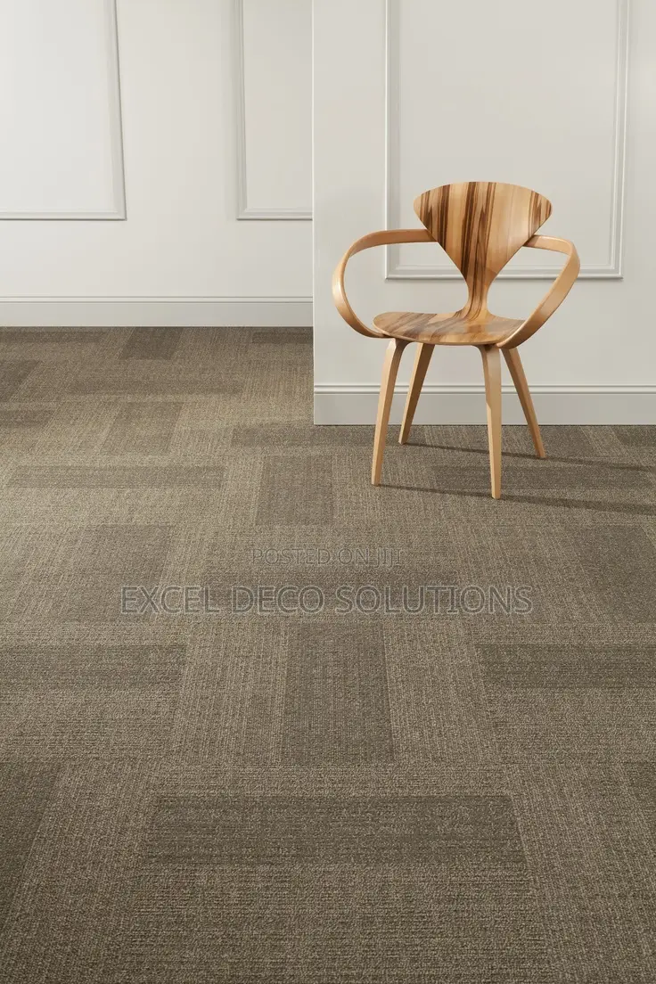 Carpet Tiles Different Colors and Patterns in Stock