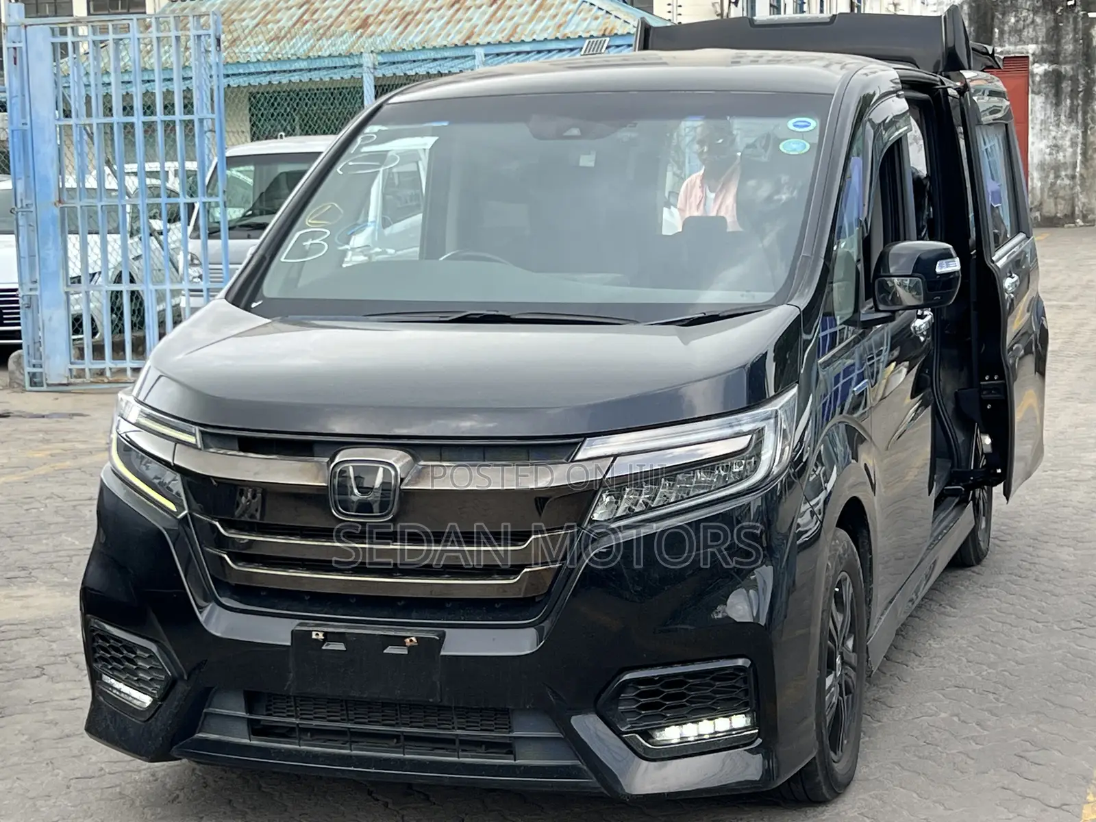 Honda Stepwgn 2019 Black