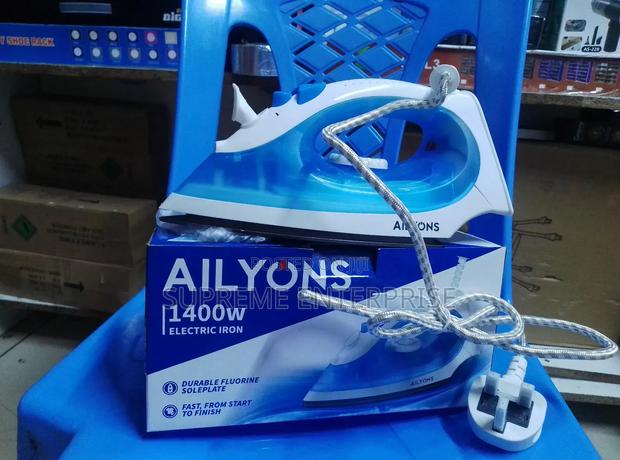 Ailyons Iron Box 1400watt