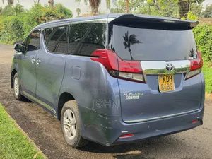 Toyota Alphard 2.4 Petrol FWD 2015 Blue