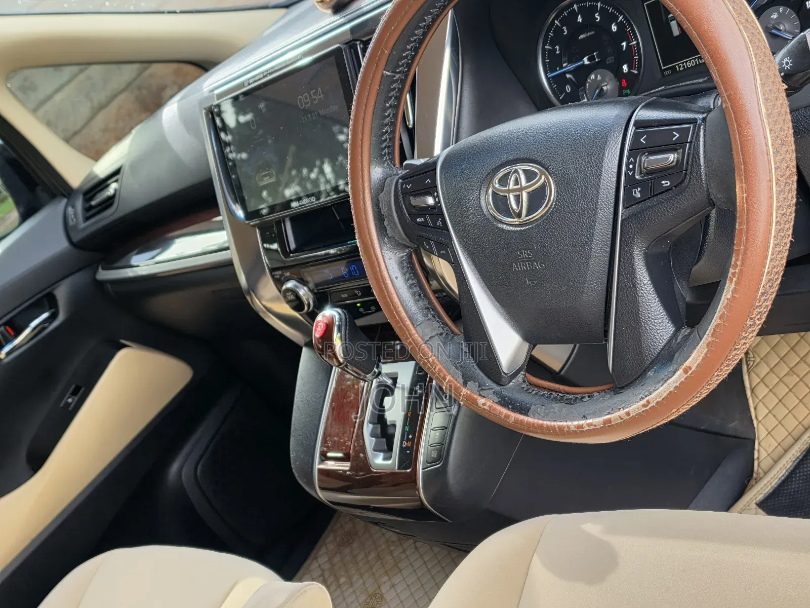 Toyota Alphard 2.4 Petrol FWD 2015 Blue