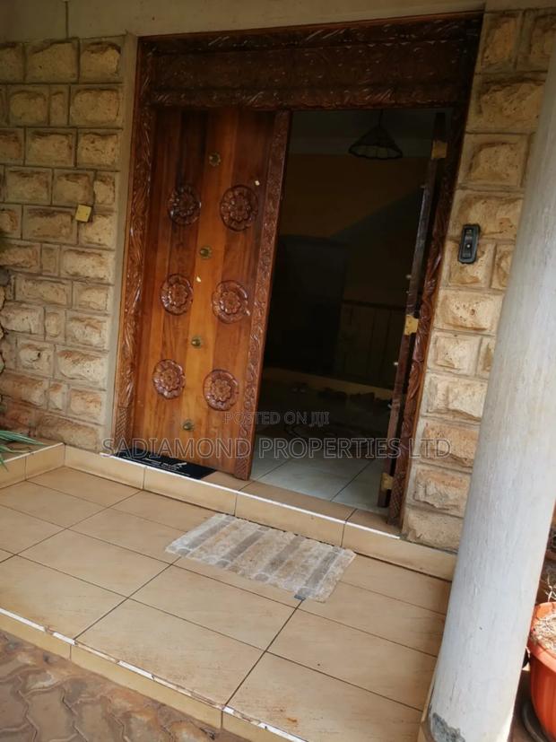 5bdrm Mansion in Muthangari for sale - thumbnail 4