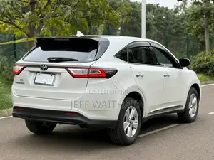 Toyota Harrier 2.0 Turbo 4WD 2018 White