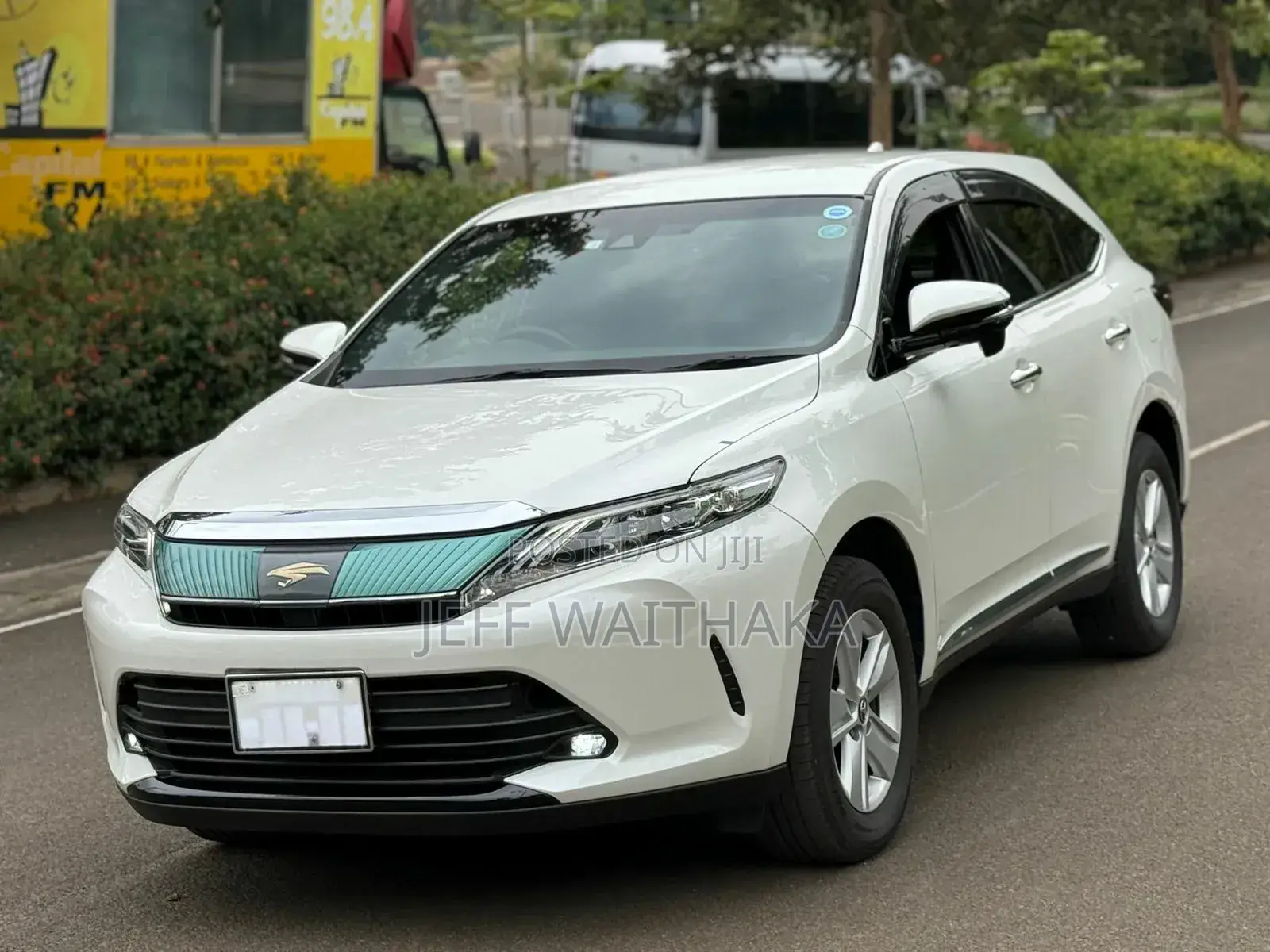 Toyota Harrier 2.0 Turbo 4WD 2018 White