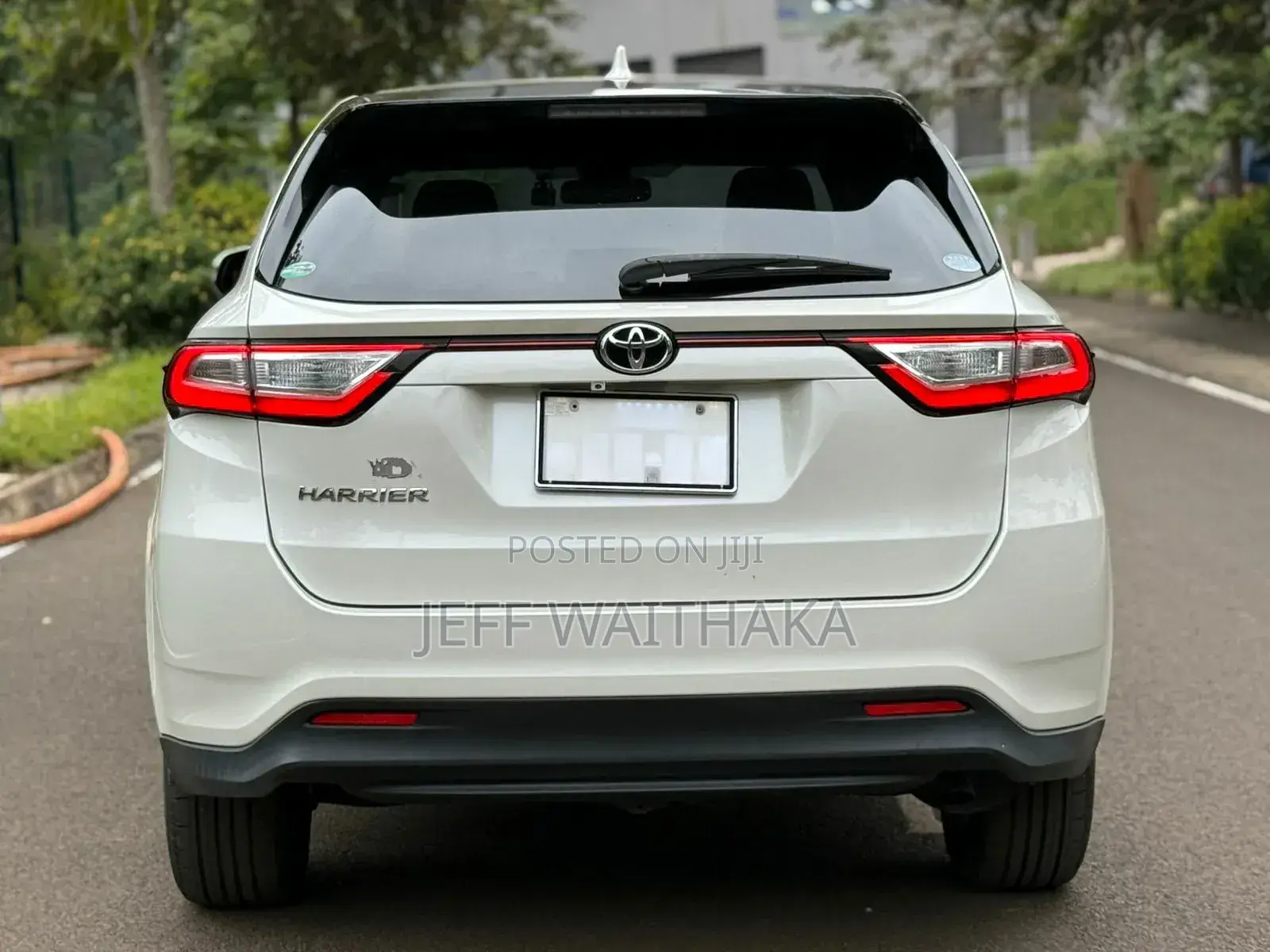 Toyota Harrier 2.0 Turbo 4WD 2018 White