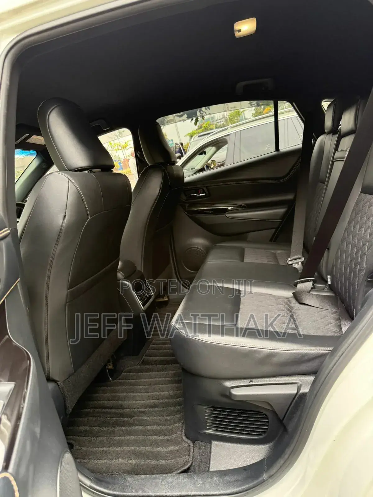 Toyota Harrier 2.0 Turbo 4WD 2018 White