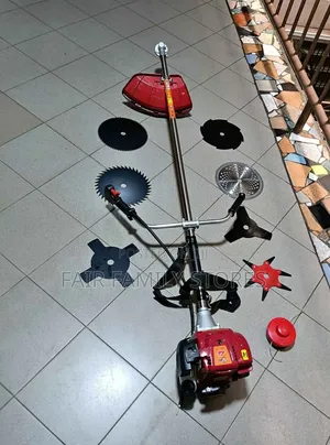 4 Stroke Brush Cutter With 8 Blades