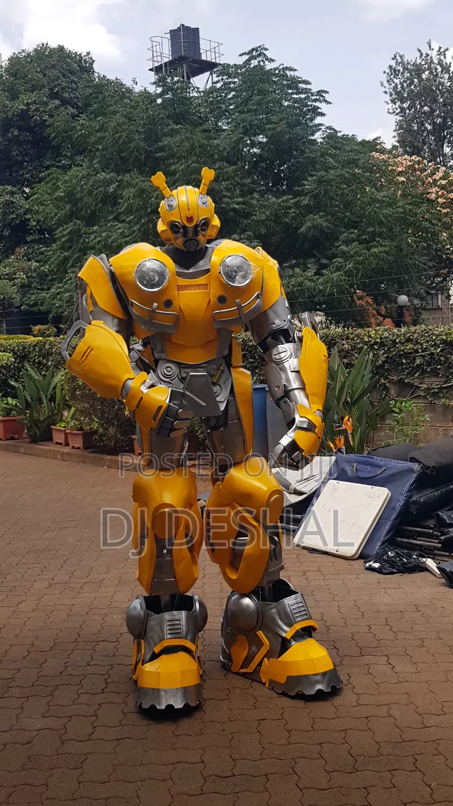 Robot / Transformer