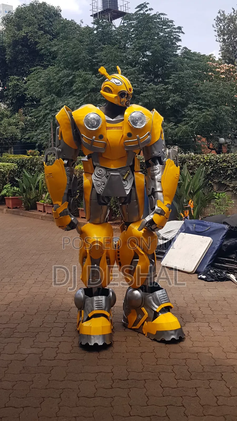 Robot / Transformer