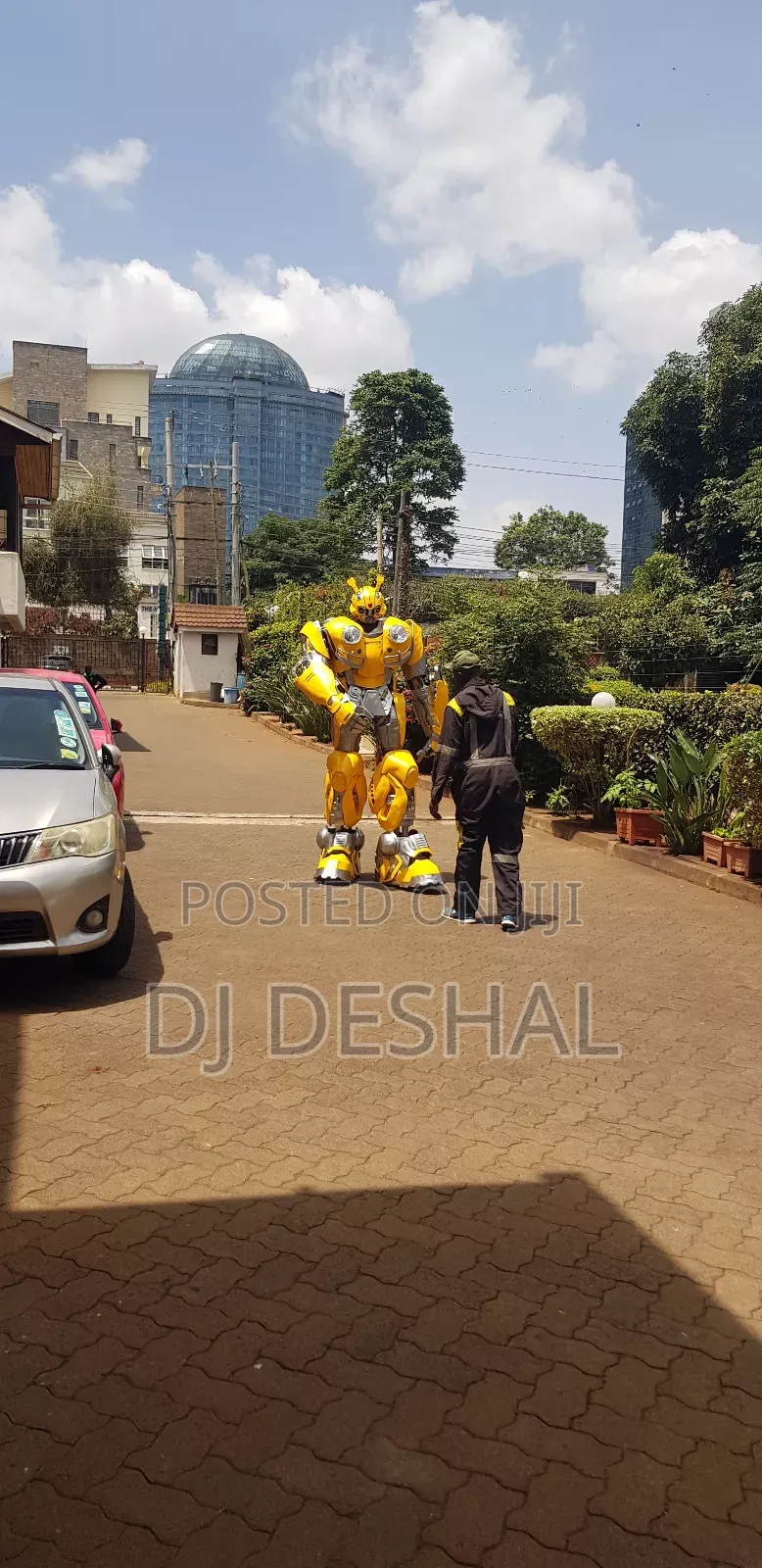 Robot / Transformer