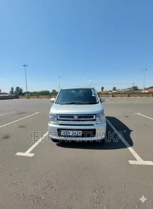 Suzuki Wagon R 660 Hybrid FWD 2018 Silver