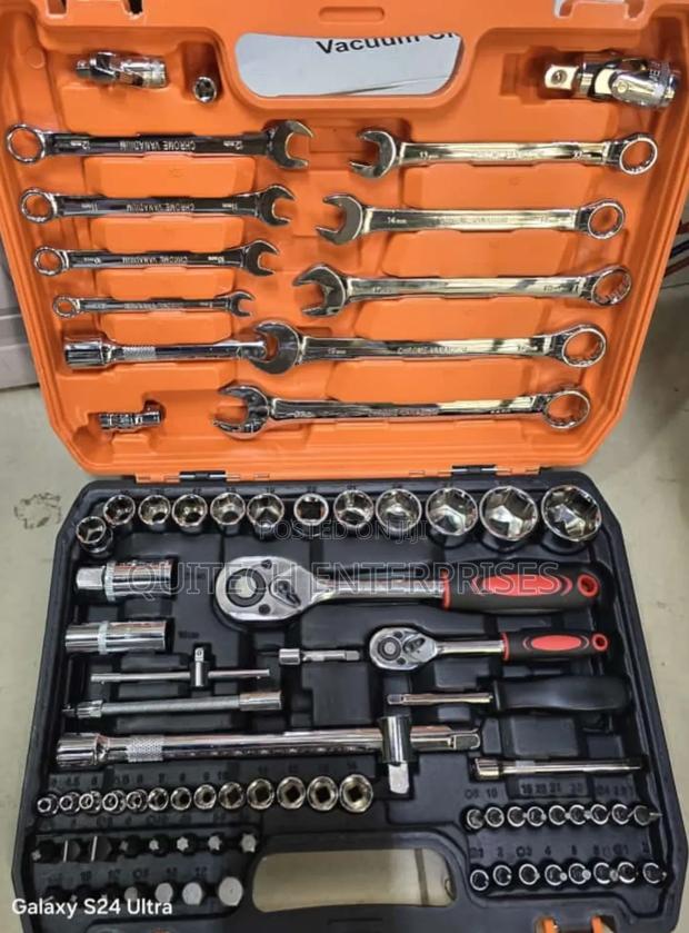 82pcs Chrome Vanadium Spanner/ Tool Box Spanner Set - main view
