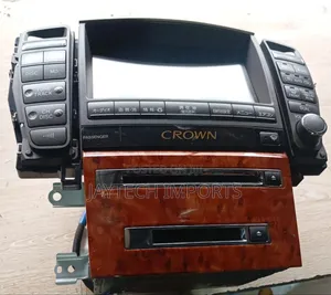 Crown New Model Radio