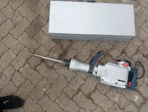 Powerful Demolition Hammer Maxmech