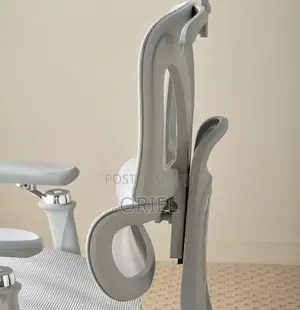 Modern Office Chair : Executive Orthopedic White Office Seat