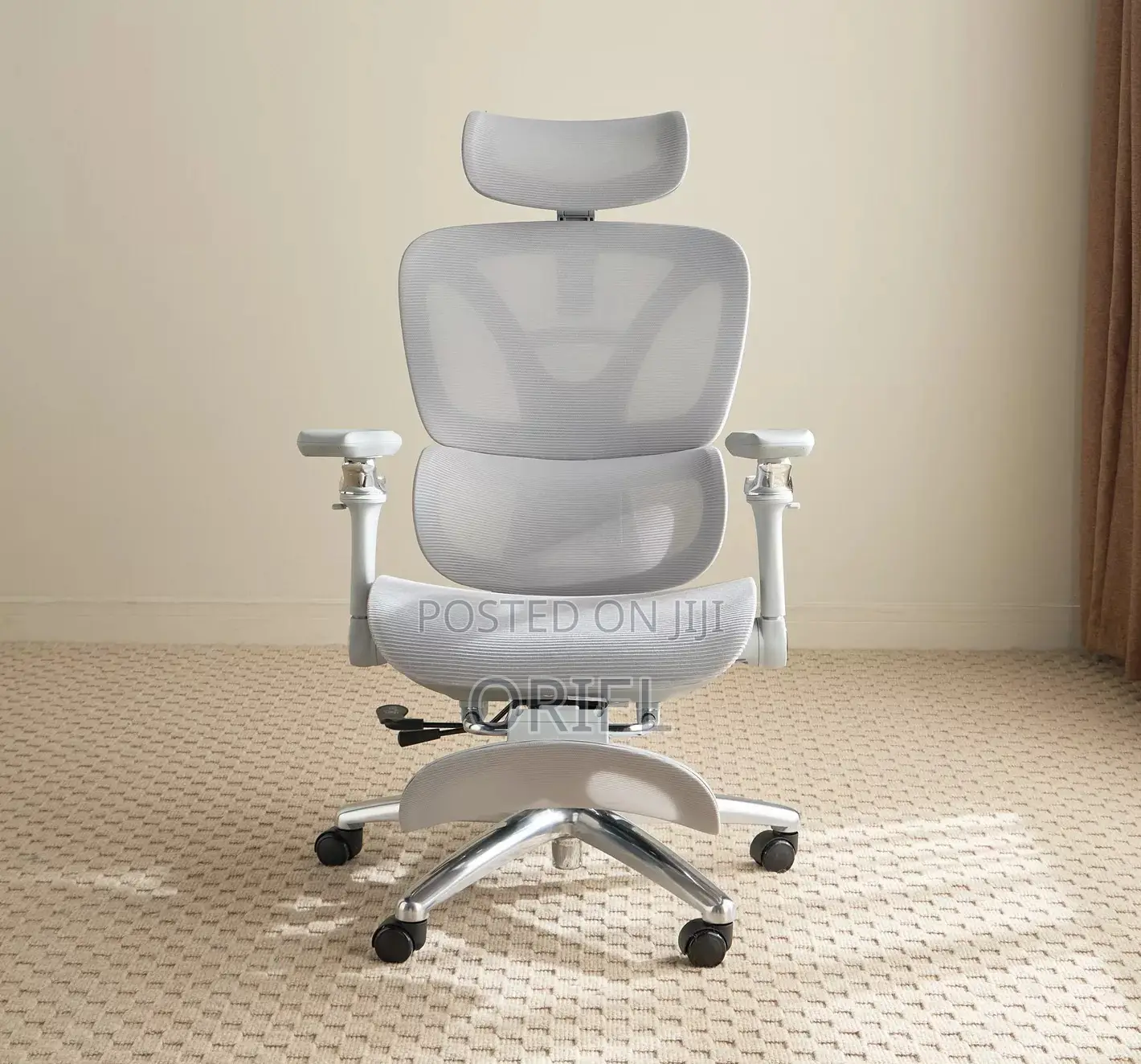 Modern Office Chair : Executive Orthopedic White Office Seat