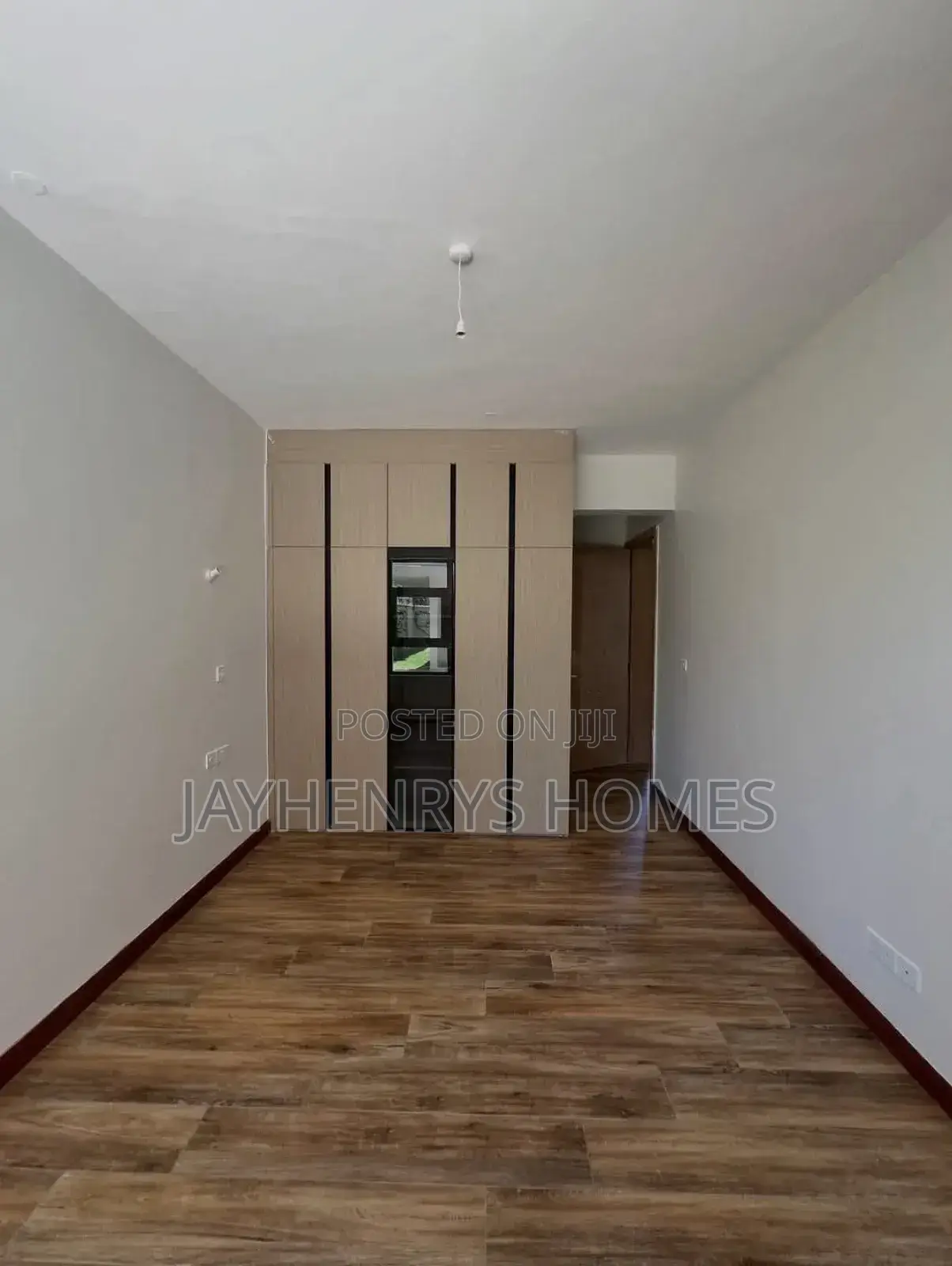 6bdrm House in Muthangari for sale