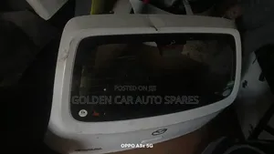Mazda Caros Boot
