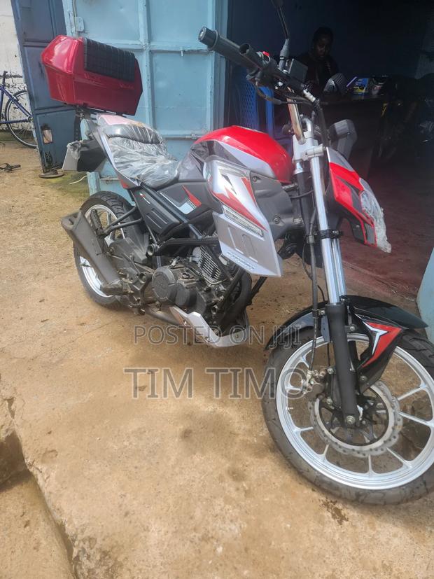 Motorcycle 2025 Red - thumbnail 2