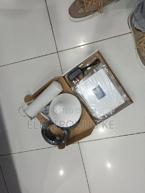 2g 3g 4g Tri Band Mobile Phone Network Booster Kit - main view