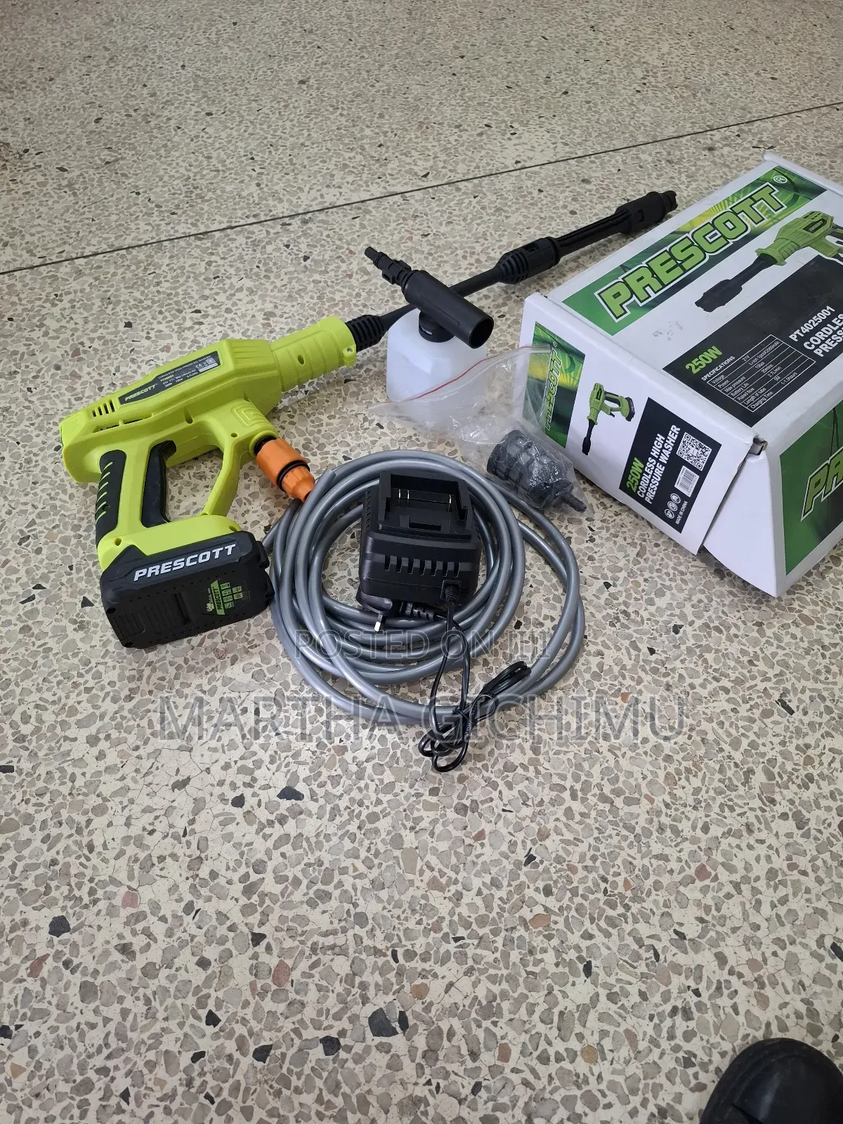 Cordless High Pressure Washer