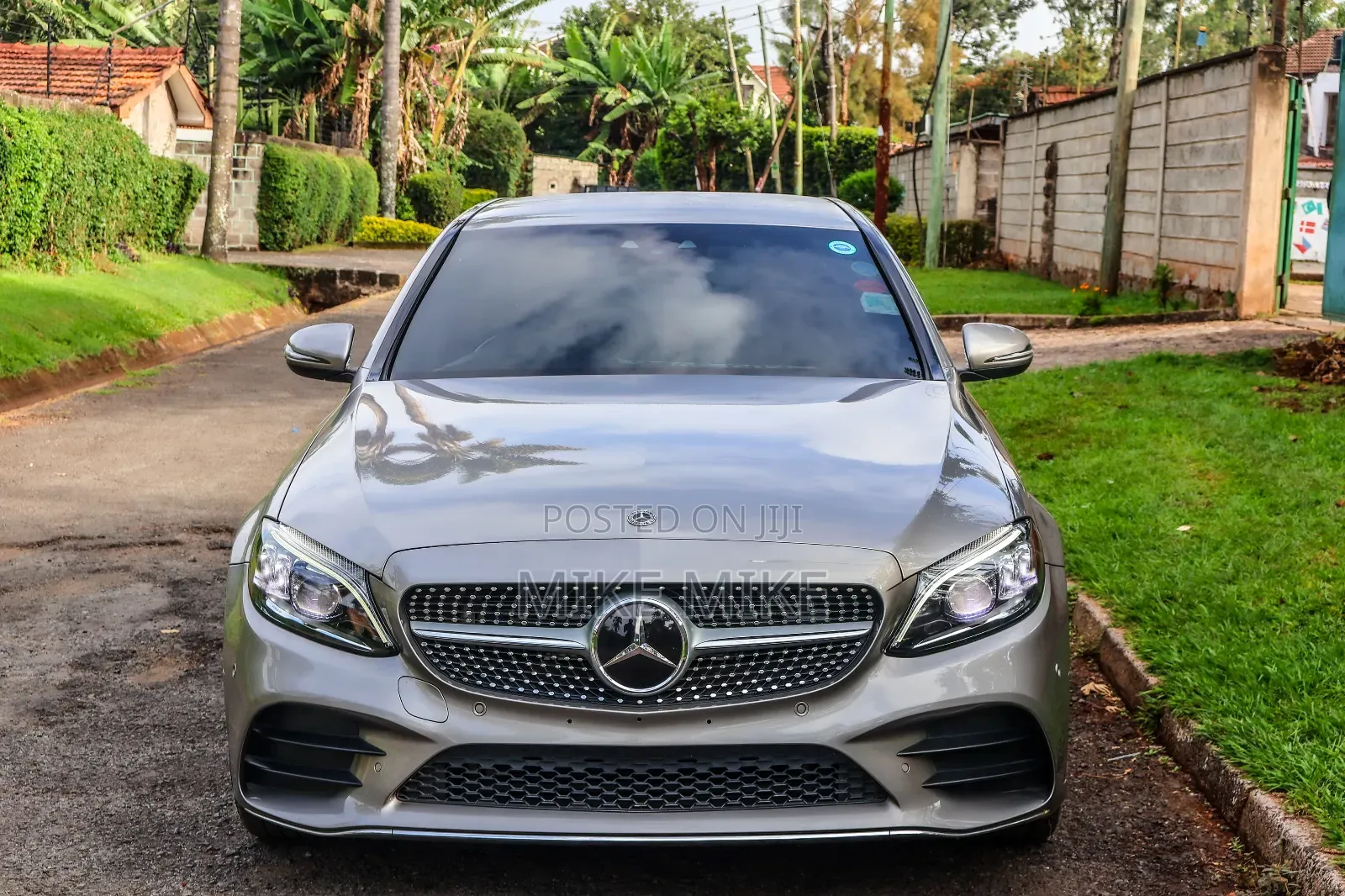 Mercedes-Benz C200 2018 Gray