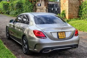 Mercedes-Benz C200 2018 Gray