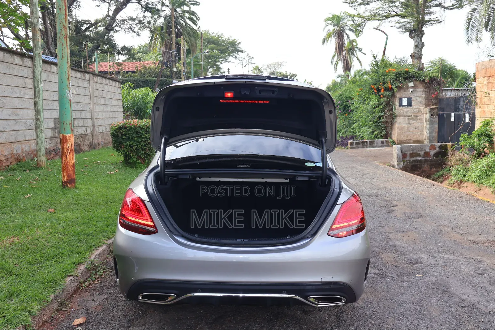 Mercedes-Benz C200 2018 Gray