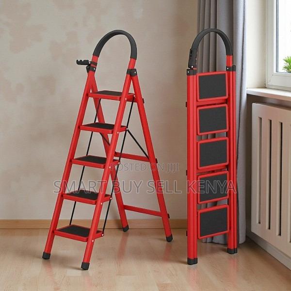 Space Saving Foldable Aluminum Indoor Use 5 Step Ladder Stepladder - main view
