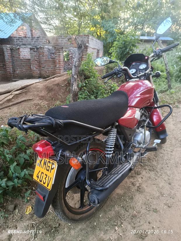 TVS HLX 125 2025 Red - thumbnail 9