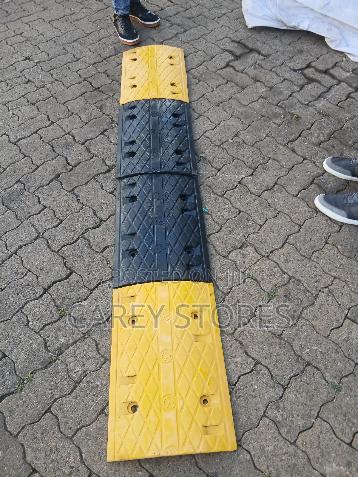 Rubber Speed Pump/ Yellow & Black Colour