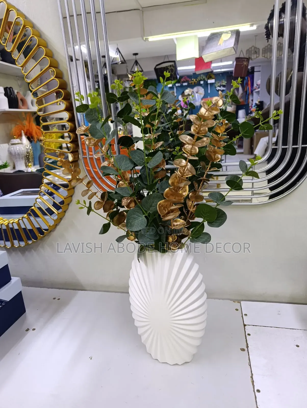 Hard Plastic Nordic Vase