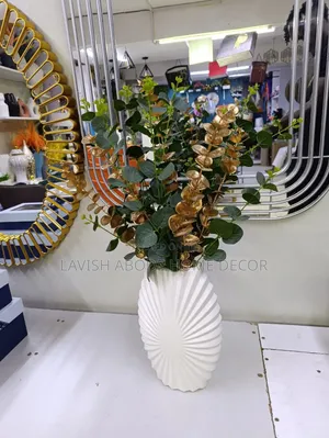 Hard Plastic Nordic Vase