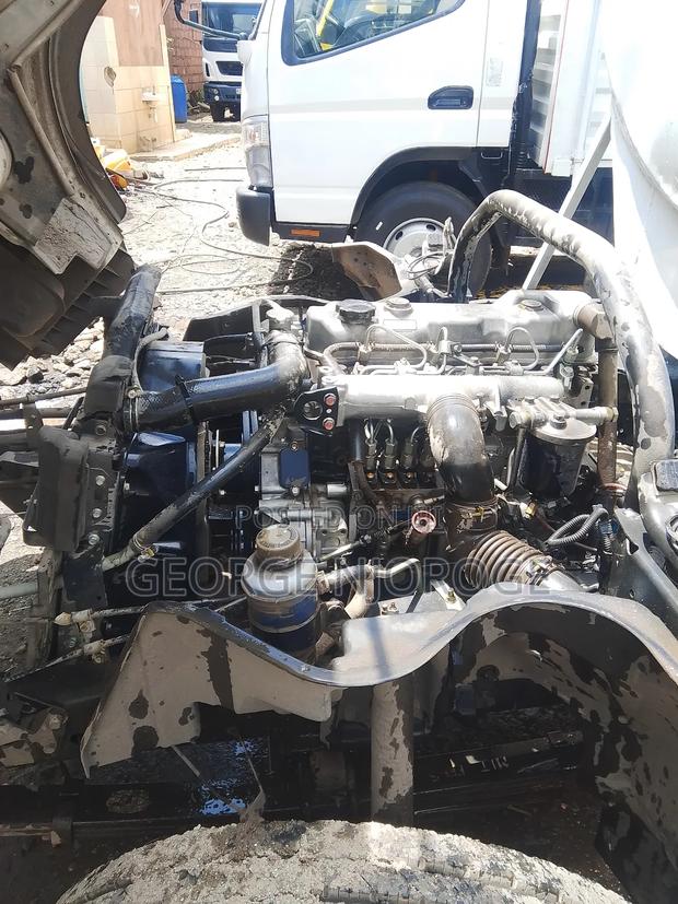 Mitsubishi Canter - thumbnail 3