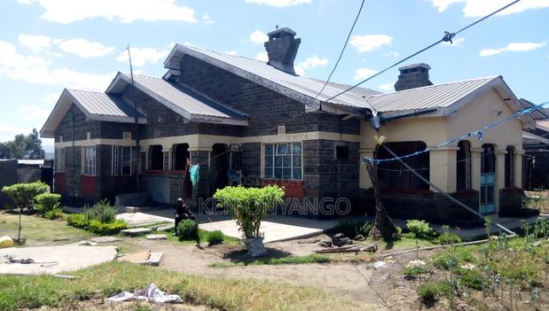 3bdrm Bungalow in Lower Olive Inn, for sale