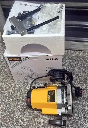Dewalt Electric Wood Router/Makita Electric Wood Router
