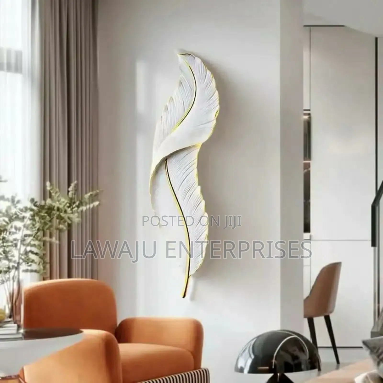 Hanging Feather  Wall Lamp