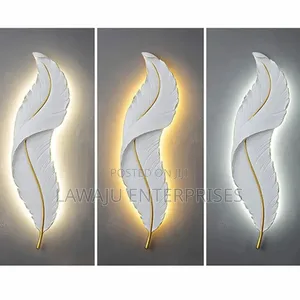 Hanging Feather  Wall Lamp