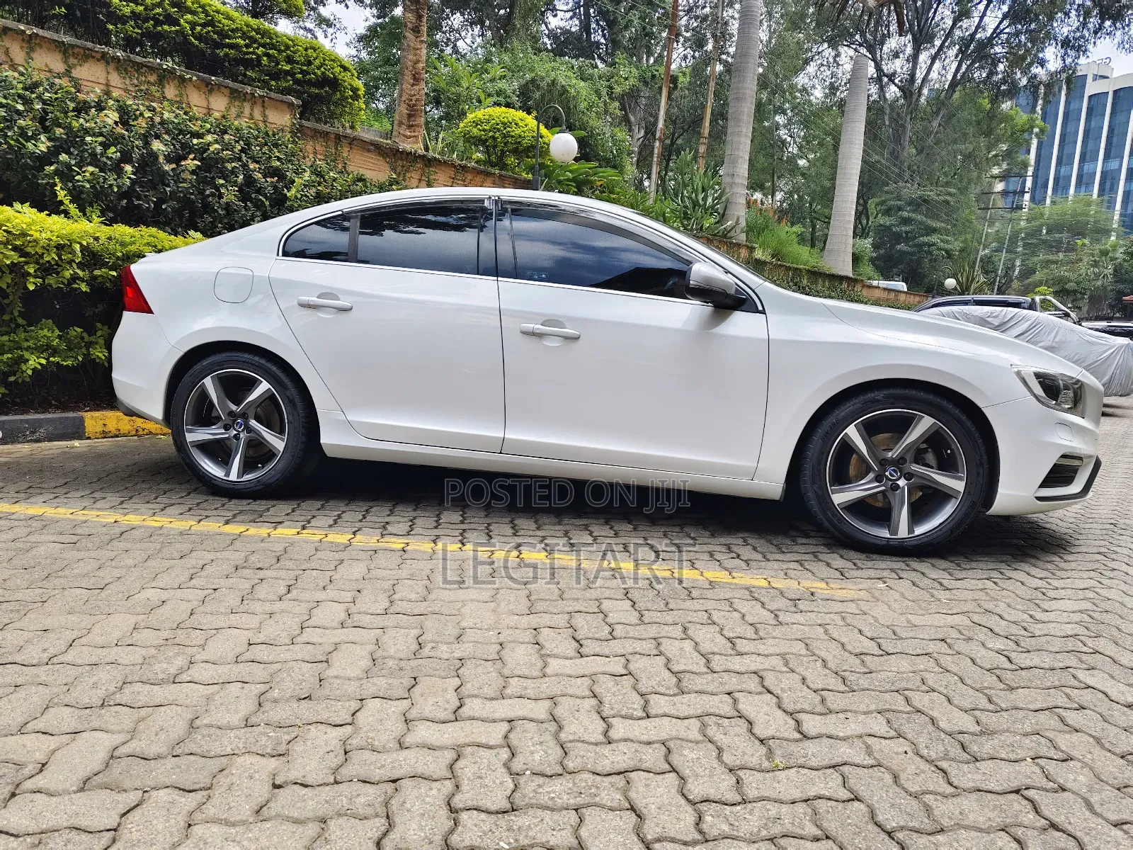 Volvo S60 T6 R-Design Platinum AWD 2017 White
