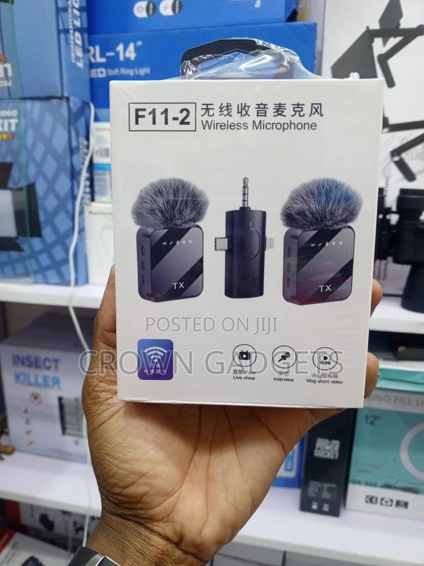 F11-2 Dual Wireless Microphone Kit for iPhone Android - main view