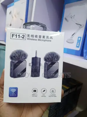 F11-2 Plug-and-play Wireless Mic Kit For Content Creators