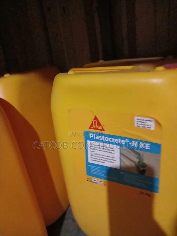 High-Performance Concrete Plasticizer - thumbnail 3