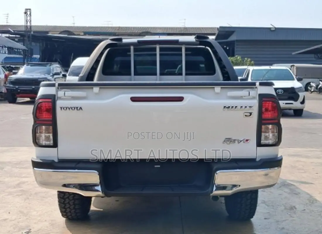 Toyota Hilux Revo Single Cab Deisel 2.4 RWD 2019 White