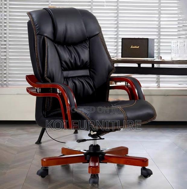 Office Chair : Leather Director's Executive Office Seat - thumbnail 2