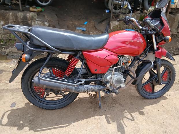 TVS HLX Plus ES 2021 Red - thumbnail 5