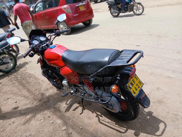 TVS HLX Plus ES 2021 Red - thumbnail 7
