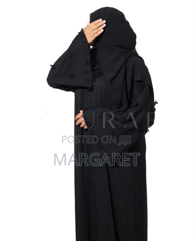 Classic Black Abaya for Ladies - thumbnail 5