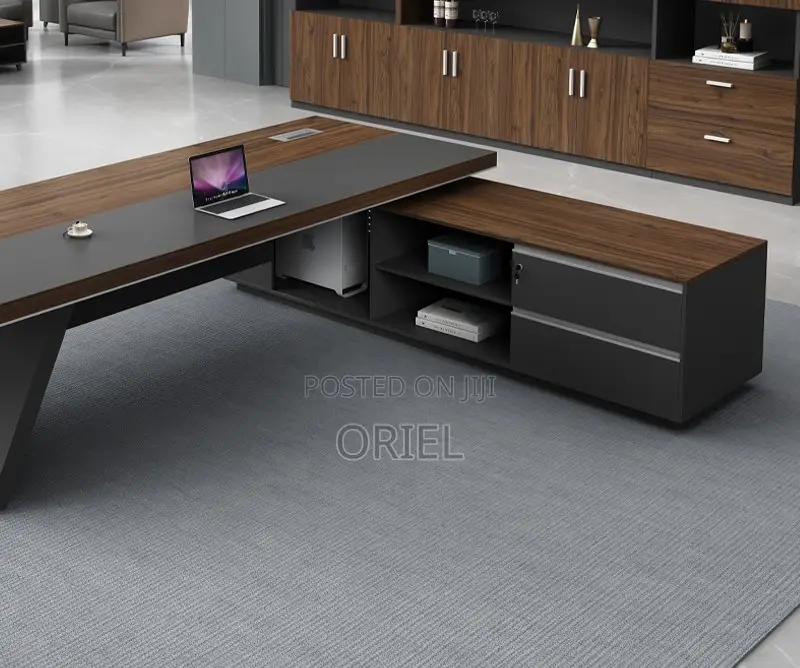 Office Desk : 1.6 M L-Type Executive Office Desk